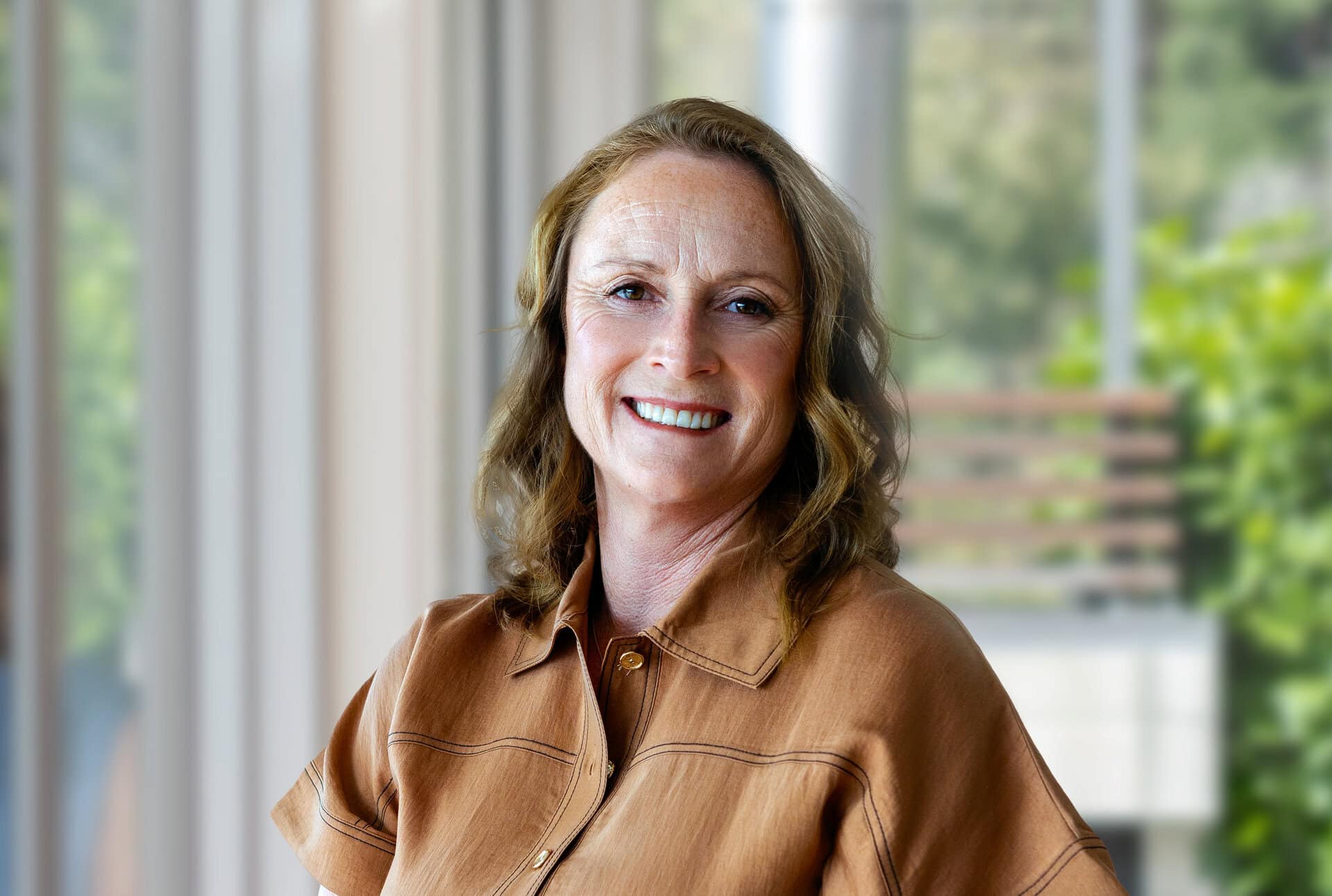Debbie Cooper - Selling Luxury Properties Quietly Off-Market