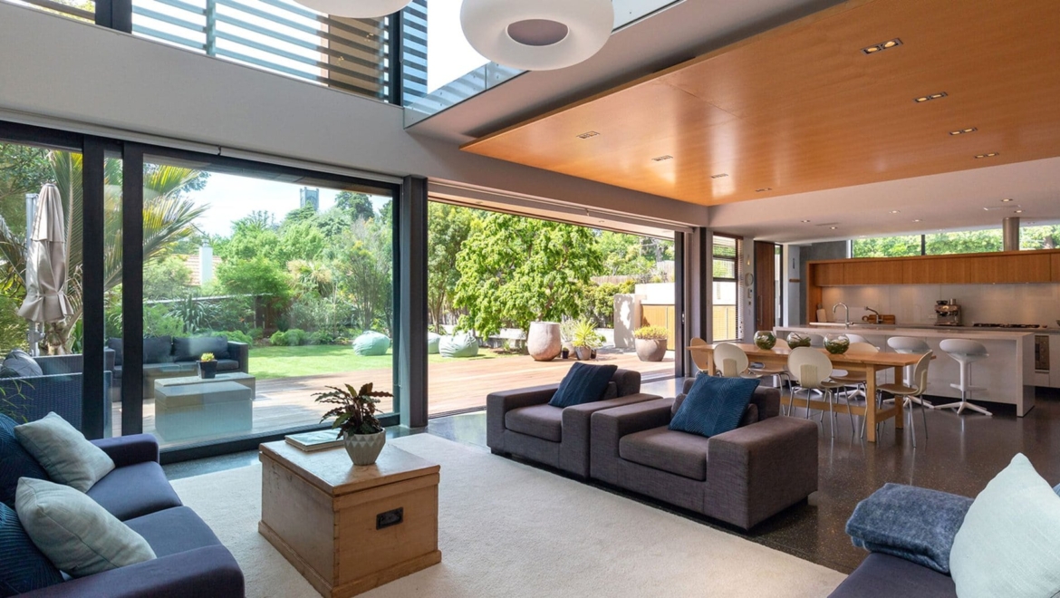 The Cooper Group - Nelson's Premium Real Estate Property Specialists - Debbie Cooper-Norriss - Jacqui Miller