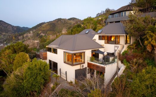 21 Dorothy Annie Way