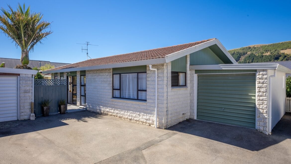 The Cooper Group -  2/11 Cambria Street