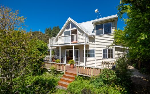 25 Teal Valley Road