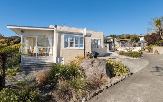 3 Waterhouse Street