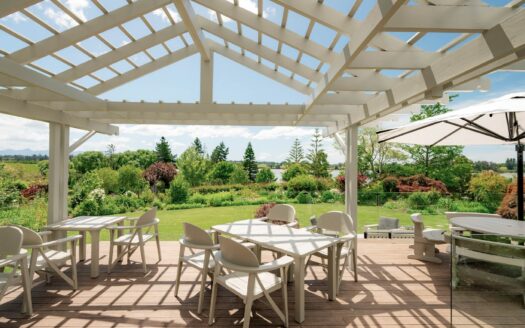 Te Koi The Lodge, 133 Bronte Road East